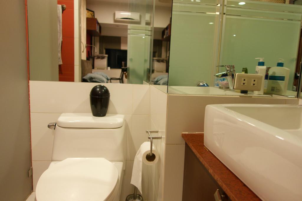 Luxury Condo At Forbeswood Parklane The Fort Bgc Makati City Zimmer foto