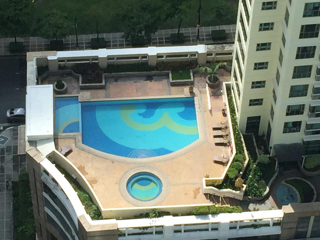 Luxury Condo At Forbeswood Parklane The Fort Bgc Makati City Exterior foto